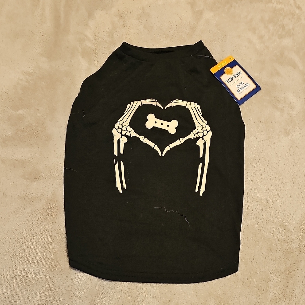 Top Paw Black Dog Shirt with Skeleton Heart Design